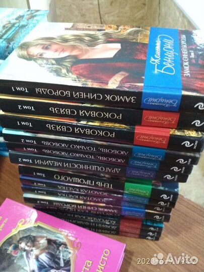 Продам книги