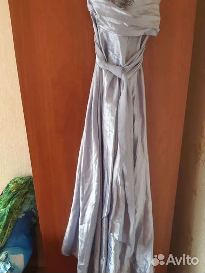 Платье вечернее