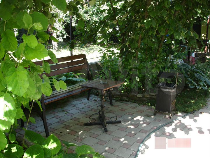 Комната 20 м² в 1-к., 1/2 эт.