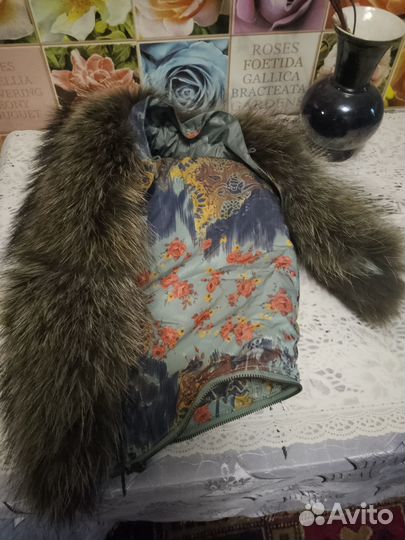 Пуховик фирмы Moon in wells 38