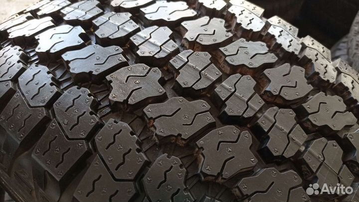 Goodyear Wrangler All-Terrain Adventure With Kevlar 255/65 R19