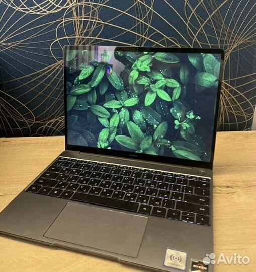 Ноутбук huawei matebook