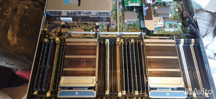 Сервер HP ProLiant DL360P Gen8