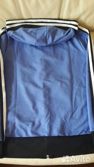 Спортивный костюм женский