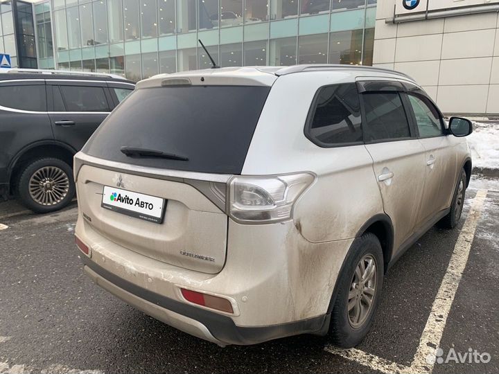 Mitsubishi Outlander 2.4 CVT, 2014, 163 406 км
