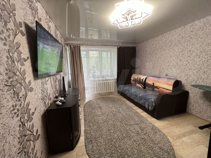 2-к. квартира, 48 м², 2/9 эт.