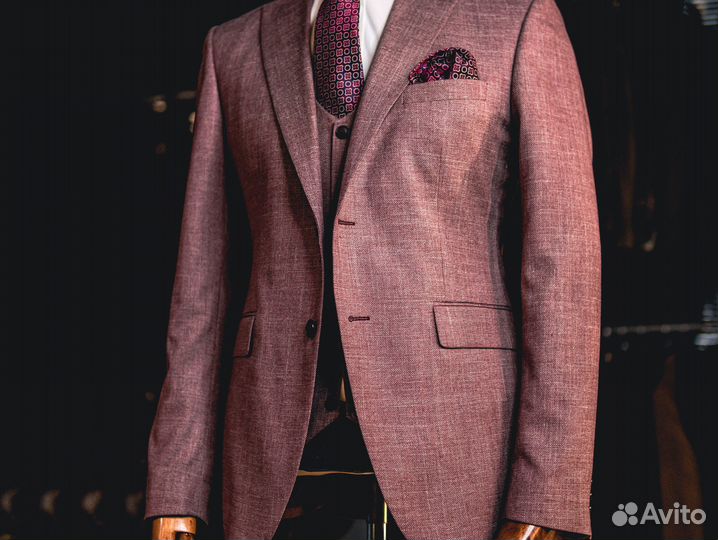 Мужской костюм тройка