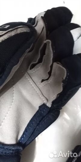 Перчатки хоккейные ccm 14