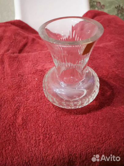 Миниатюрная вазочка