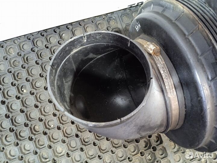 Корпус воздушного фильтра Renault Magnum