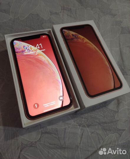 iPhone Xr, 64 ГБ