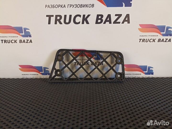 Площадка подножки камаз 5490