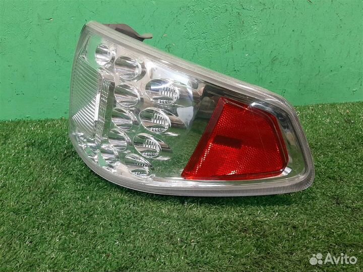 Фонарь задний наружный правый Subaru Impreza GE/G