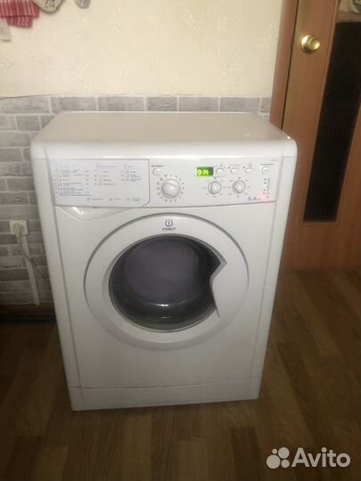 Стиральная машина indesit узкая