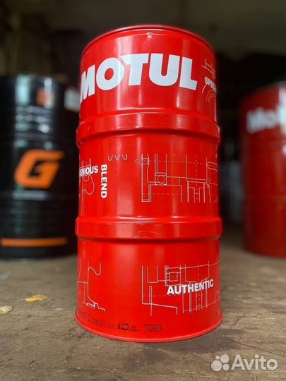 Motul 6100 Syn-nergy 5W-30 / Бочка 60 л