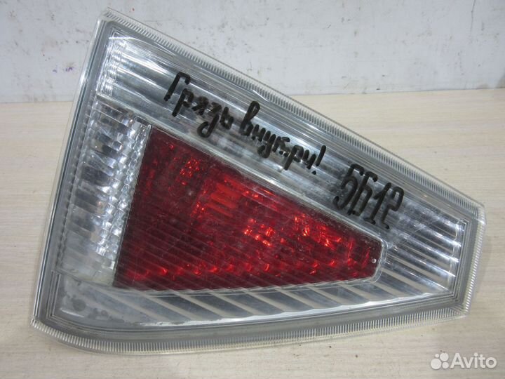 Фонарь задний внутренний левый Subaru Impreza