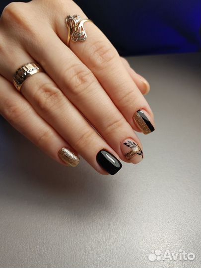 Маникюр с покрытием гель-лаком