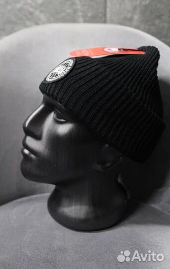 Шапка Canada Goose