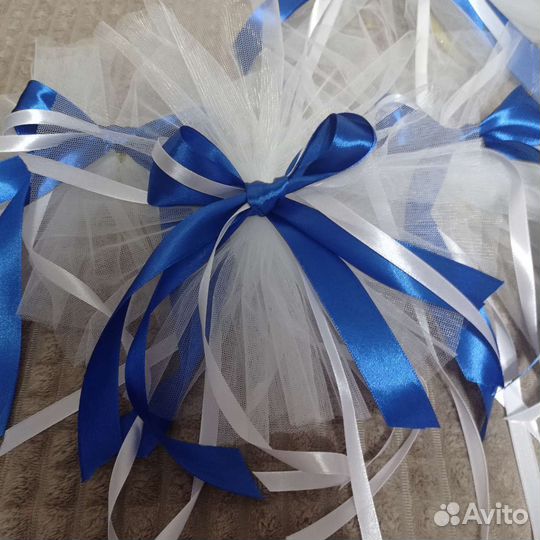 Свадебное украшение на машину