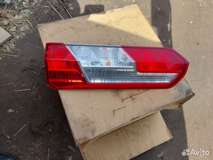 Фонарь задний правый Ford Transit 8 2014-2020