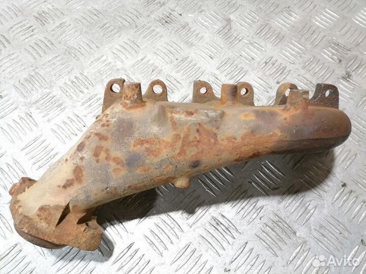 Коллектор выпускной E 124