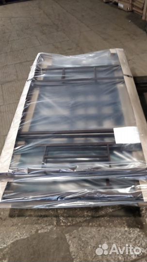 Двухъярусная кровать с ящиком