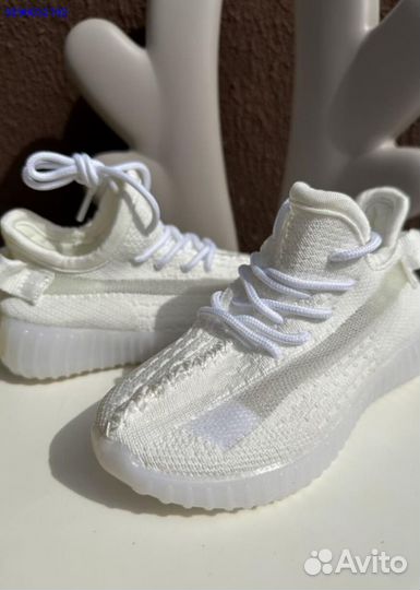 Белые кроссовки Adidas Yeezy Boost 350 для детей