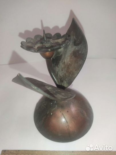 Подсвечник