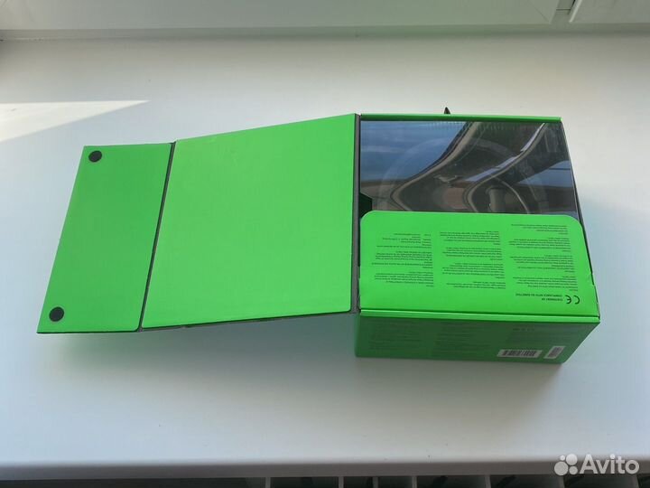 Игровые наушники Razer Kraken Essential