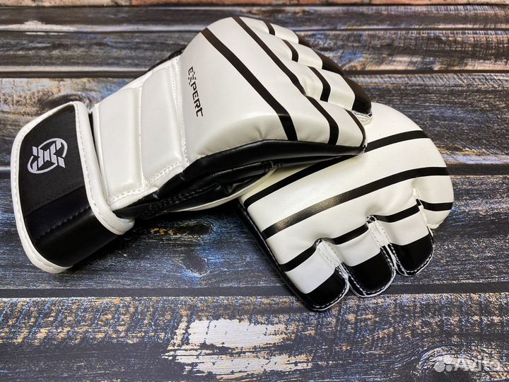 Перчатки для MMA Fight Expert - чер/бел