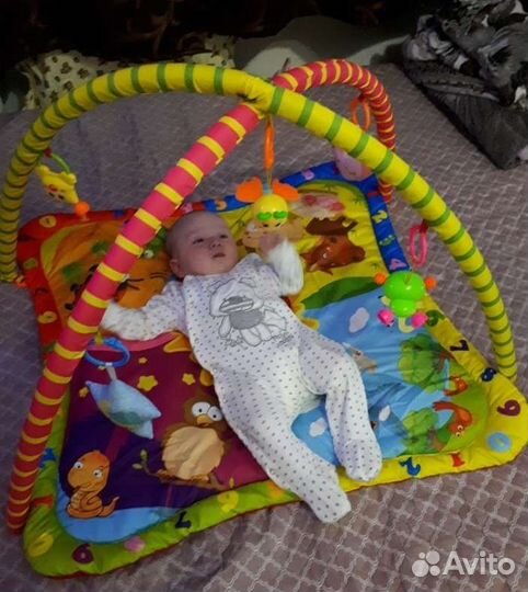 Развивающий коврик