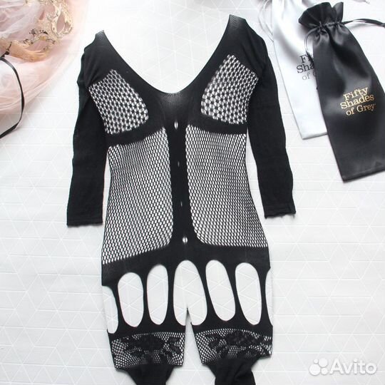 Км Эротические комбинезоны с чулками все р-ры