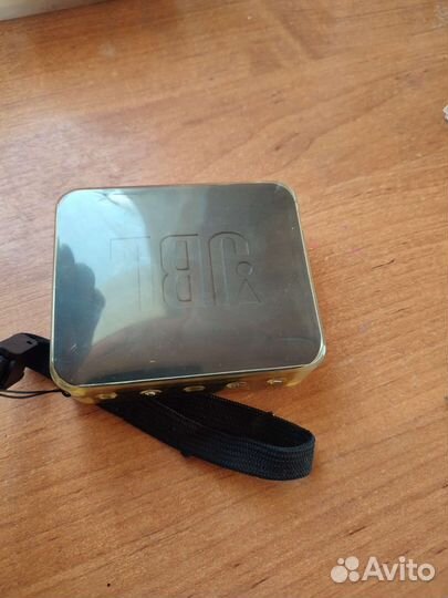 Портативная колонка jbl