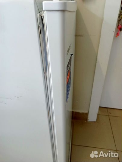 Холодильник бу маленький