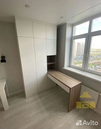 Распашной шкаф