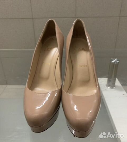 Туфли Christian Louboutin 38,5 оригинал