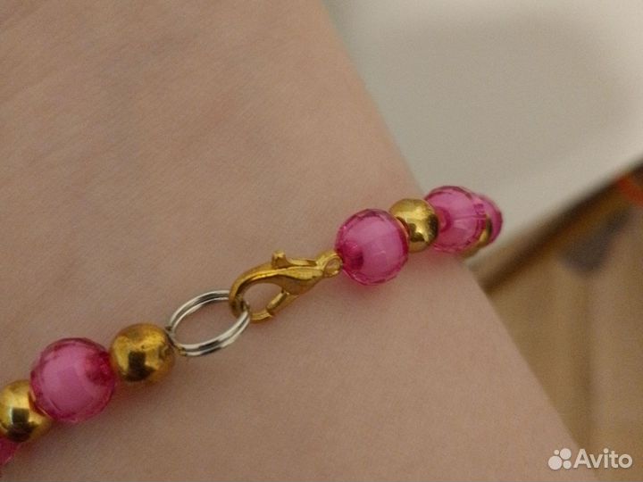 Браслет из бусен