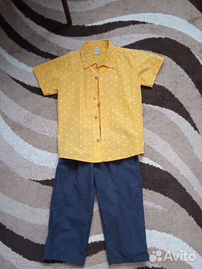 Рубашка и брюки-джинсы