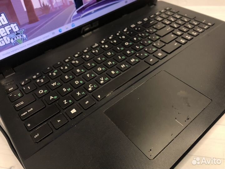 Игровой ноутбук Asus 4 ядра/2 видеокарты/8gb озу
