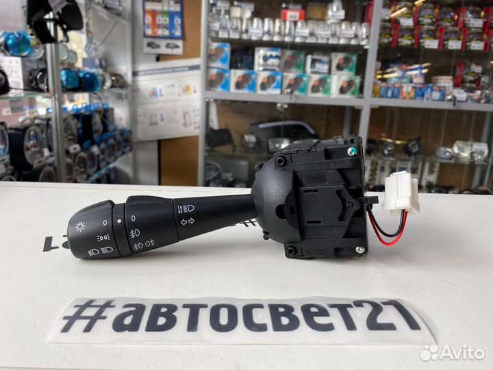 Переключатель подрулевой с птф Лада Веста Renault