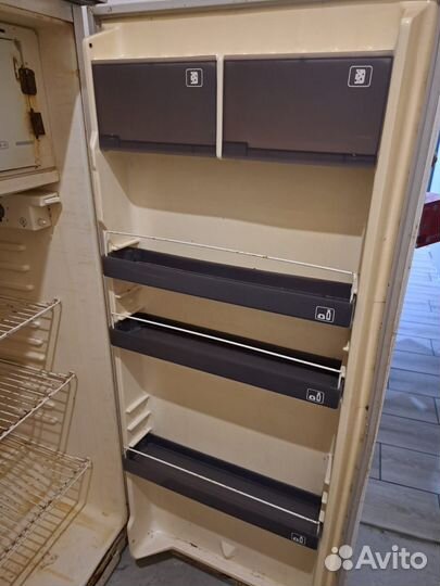 Холодильник Полюс