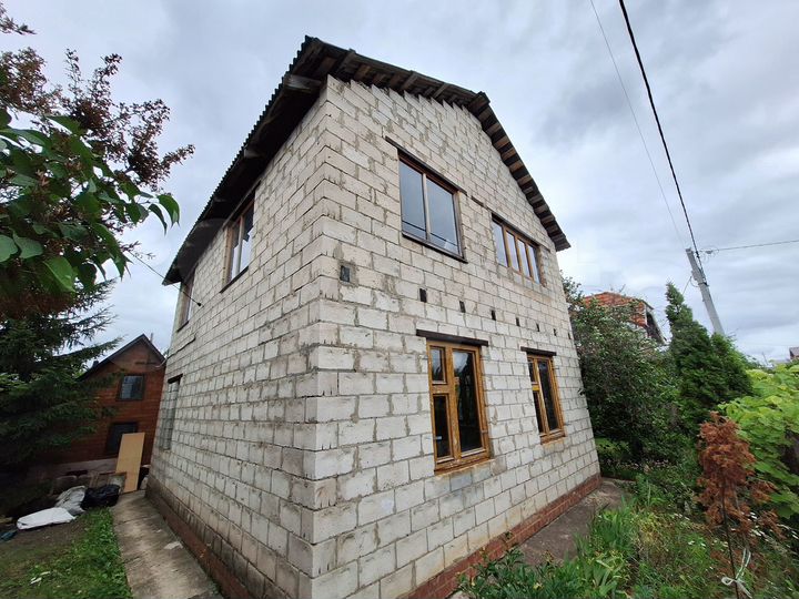 Дом 92,1 м² на участке 5 сот.