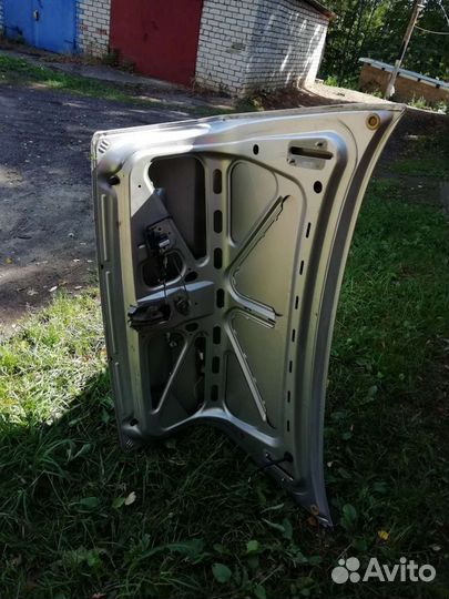 Крышка багажника Приоры