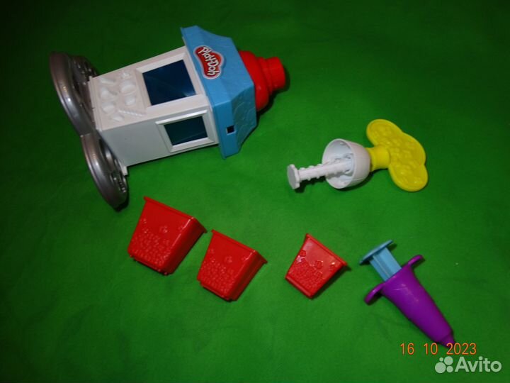 Play-Doh Kitchen Creations Попкорн-вечеринка