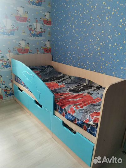 Детская кроватка