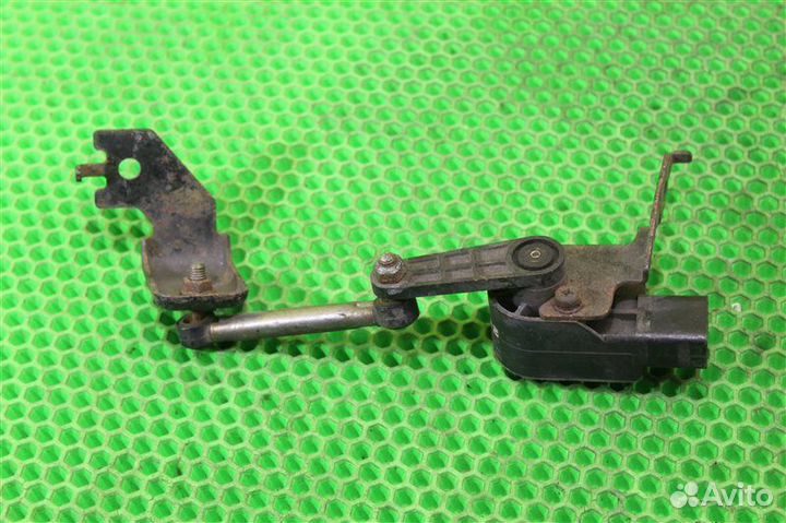 Датчик высоты дорожного просвета задний Nissan