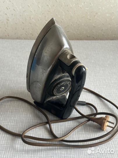 Продам утюг из СССР