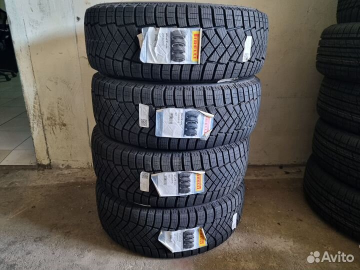 Pirelli Ice Zero FR 205/60 R16 96T