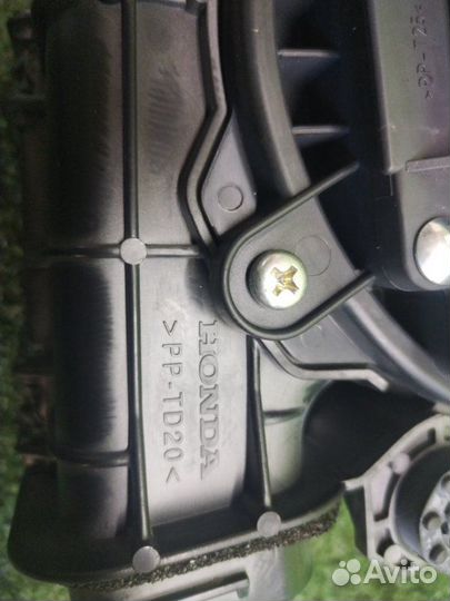 Мотор охлаждения батареи honda FIT shuttle GP2 LDA 2012