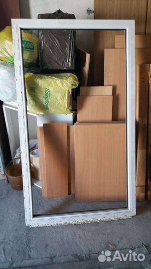 Глухое пластиковое окно из новостройки